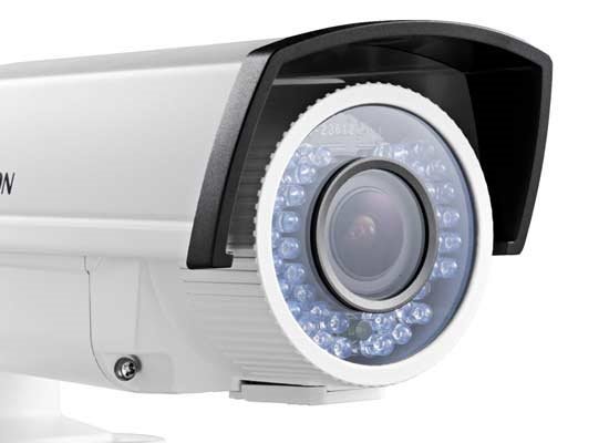 Hikvision (DS-2CE16C5T-VFIR3) 1MP HD-TVI Vari-Focal IR Bullet Camera - Image 2